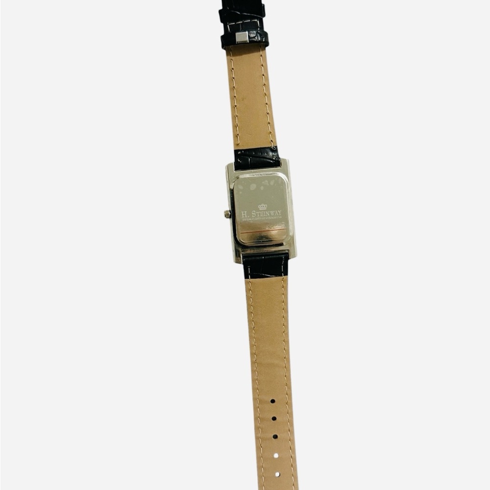 H. Steinway Rectangular Men’s Quartz Watch – Sealed Glass – Tested and working - Picture 6 of 10